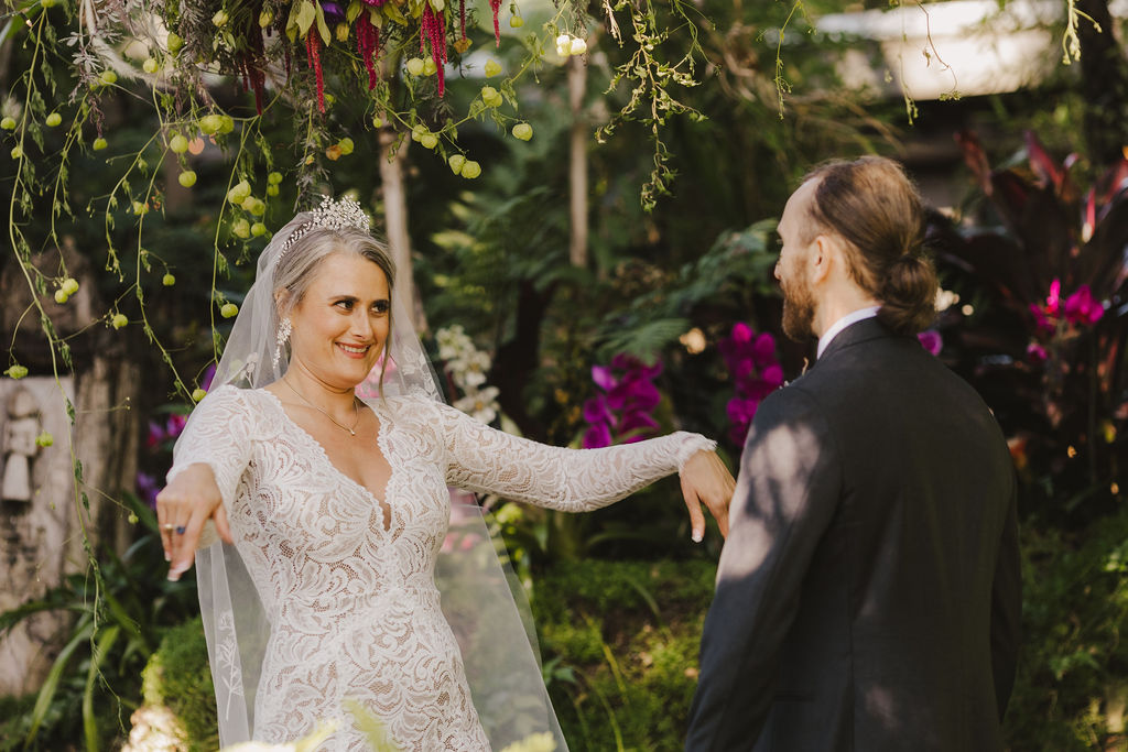 Naomi Rose — Officiant work, photo 6 of 6