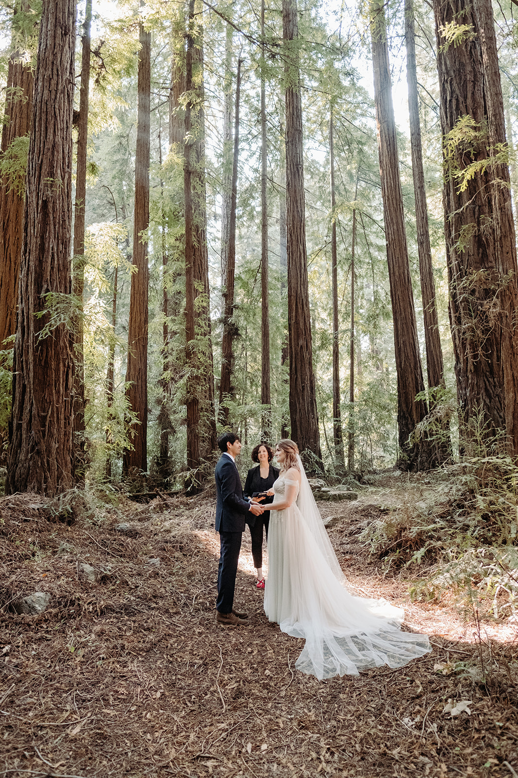 Naomi Rose — Officiant work, photo 4 of 6