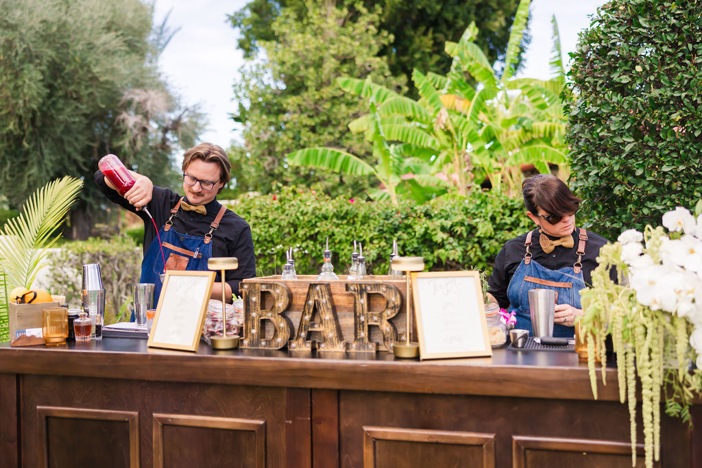 Twist and Bitters — Bartender work, photo 4 of 6