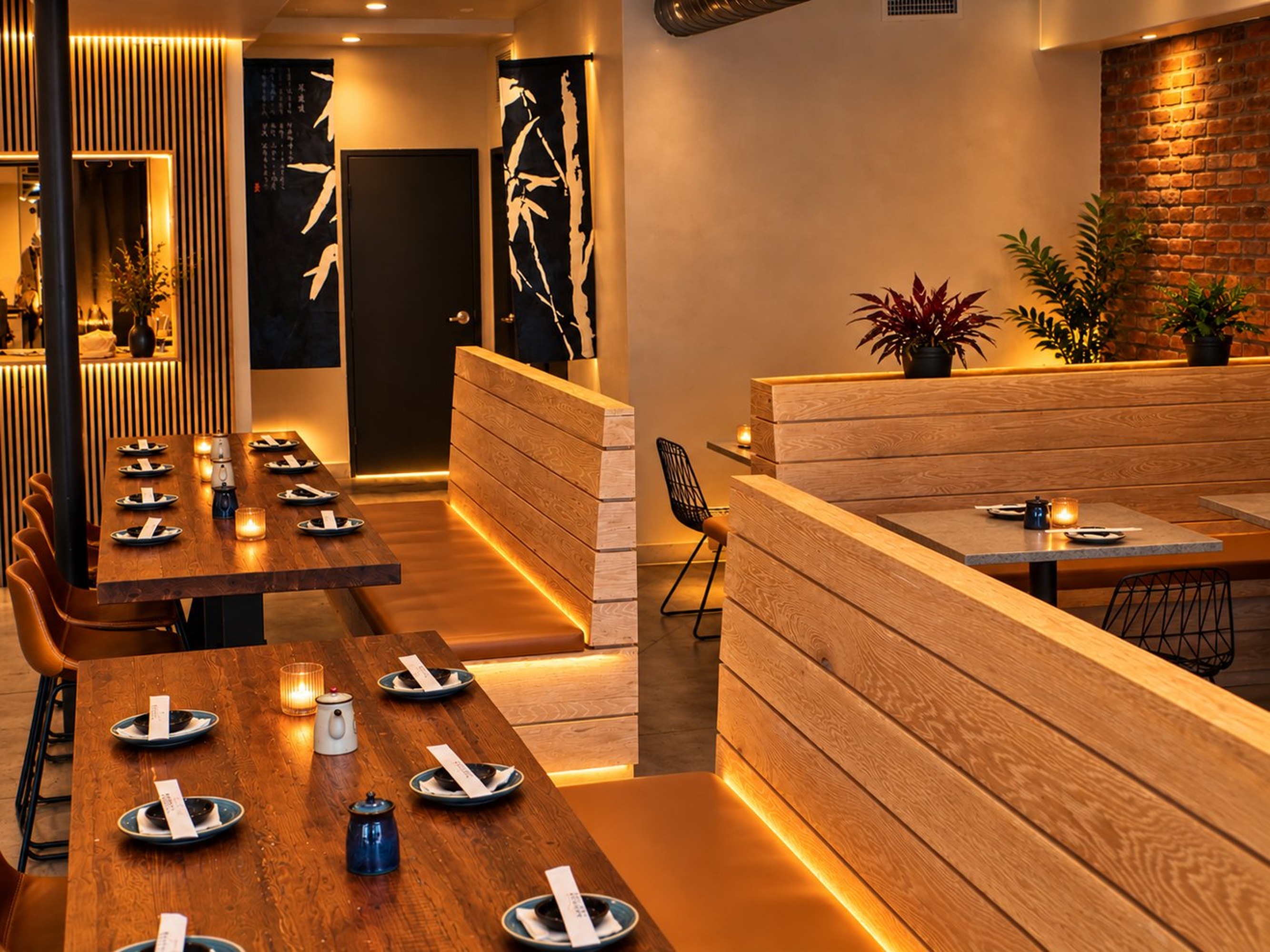 Encore Sushi — Venue work, photo 2 of 5